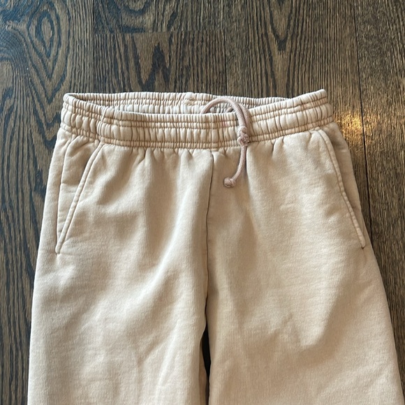 Aritzia Sweatpants - Picture 2 of 3
